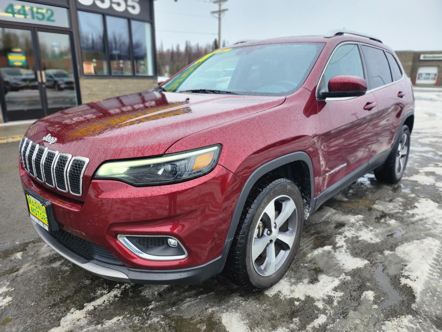 2021 RED /BLACK LEATHER JEEP CHEROKEE LIMITED (1C4PJMDX3MD) with an 3.2L engine, Automatic transmission, located at 1960 Industrial Drive, Wasilla, 99654, (907) 274-2277, 61.573475, -149.400146 - Photo#2